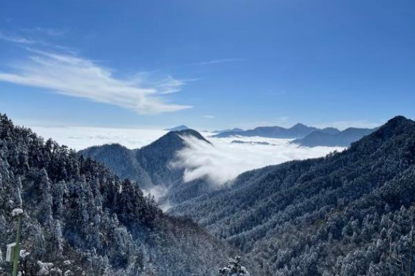 四川爬山去哪里比较好玩