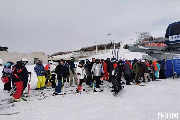 长春莲花山天定山滑雪场滑雪票价格