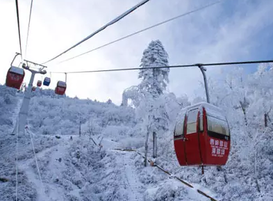 西岭雪山什么时候去最好  西岭雪山门票是多少