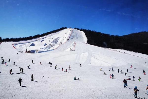 神农架滑雪场在哪里个城市 具体属于哪个省哪个市