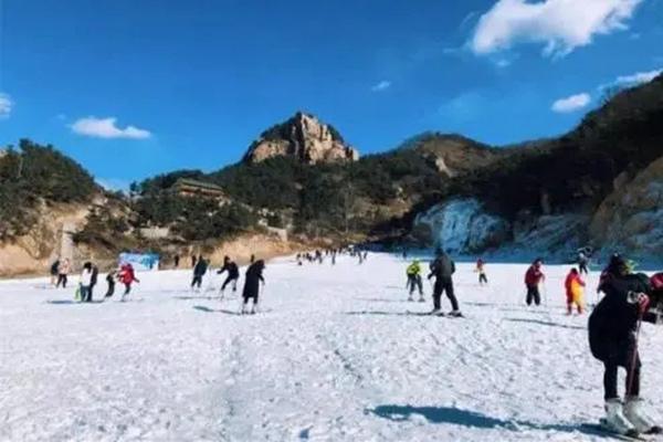 青岛崂山滑雪场怎么去附游玩攻略