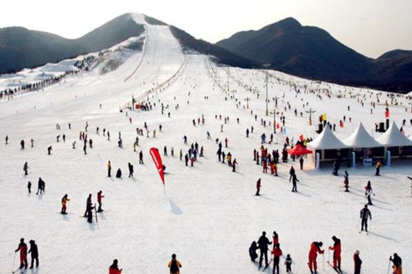 北京怀北国际滑雪场开放时间及教练价格