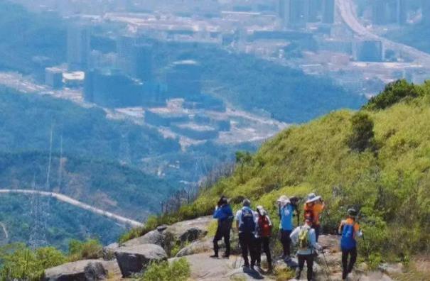 深圳打鼓岭登山线路怎么走