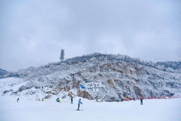 2022安吉云上草原滑雪场门票多少钱