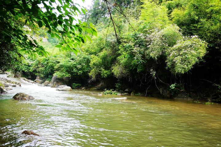 圣井山在哪里  怎么去圣井山  圣井山漂流好玩吗