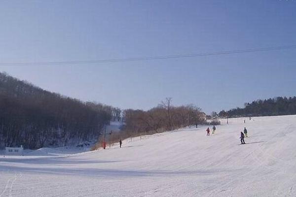 国内十大滑雪胜地 错过又要等一年