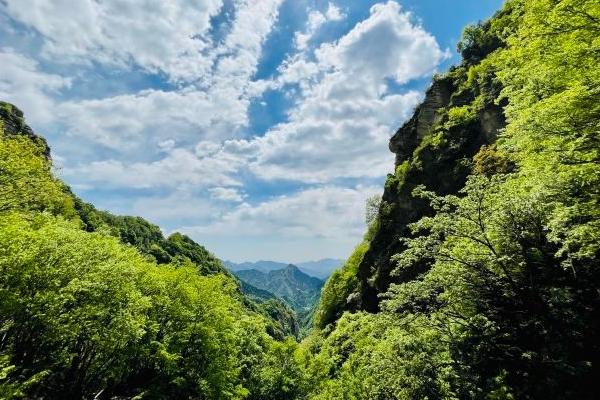 五岳寨旅游路线攻略 什么季节去好