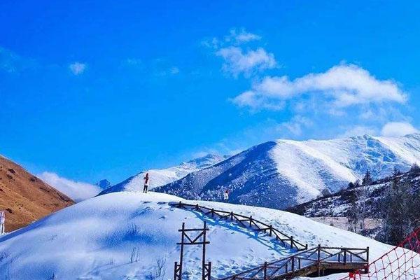 鹧鸪山滑雪场海拔多少米 会有高原反应吗