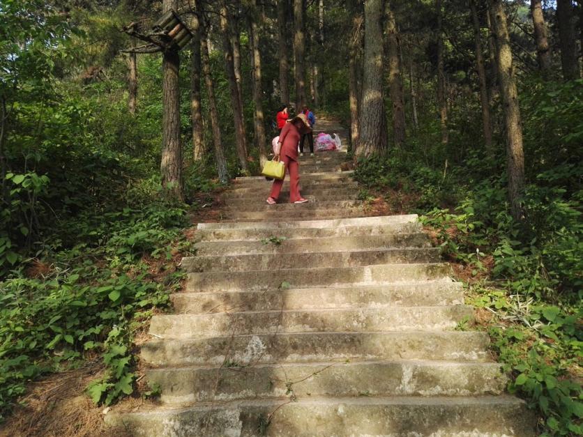 龟峰山风景区好玩吗 龟峰山旅游攻略