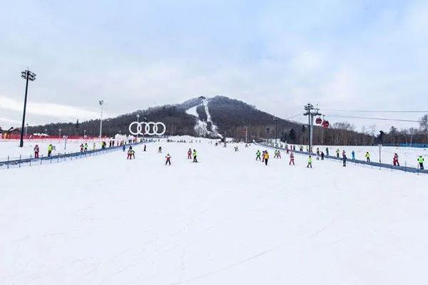 滑雪爱好者的圣地有哪些 滑雪场最全攻略