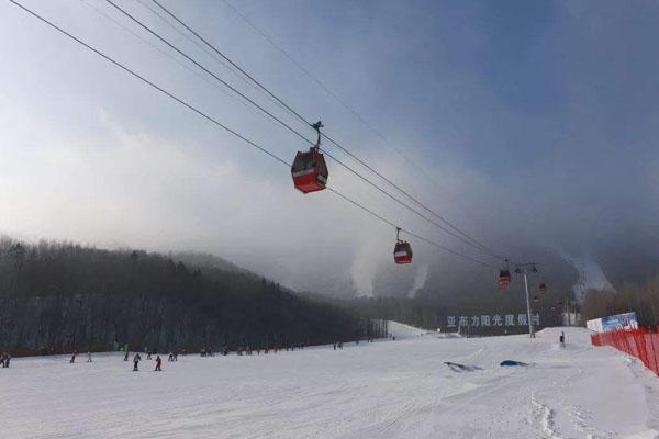 哈尔滨周边哪个滑雪场好玩