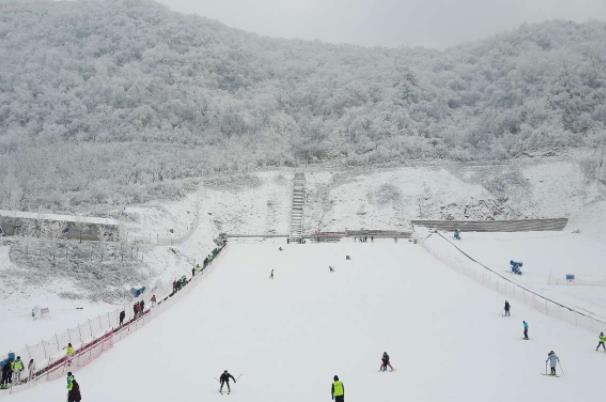 襄阳滑雪场在哪里 襄阳滑雪场哪个最好玩