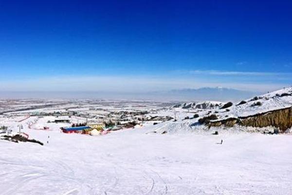 2020-2021乌鲁木齐丝绸之路国际滑雪场门票 