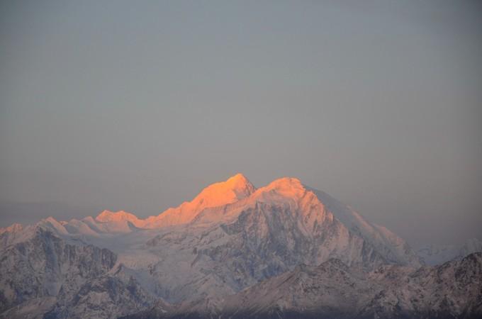 贡嘎雪山怎么去 贡嘎雪山旅游攻略