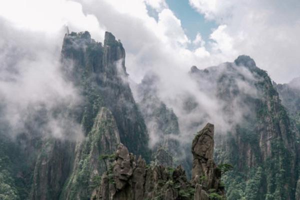 自驾游黄山从哪个门上山最好