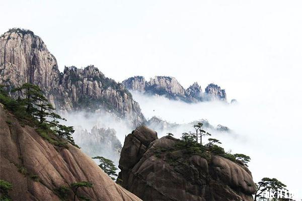 黄山景区山上住宿比较 住宿哪里看日出比较好