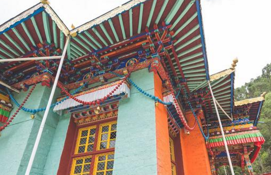 喇嘛岭寺在哪里  林芝喇嘛岭寺旅游