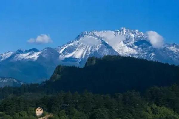 西岭雪山几月份去最好 一年四季都有不同的景色