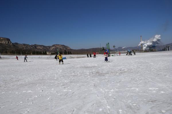 石家庄哪里滑雪好玩 六大滑雪场推荐