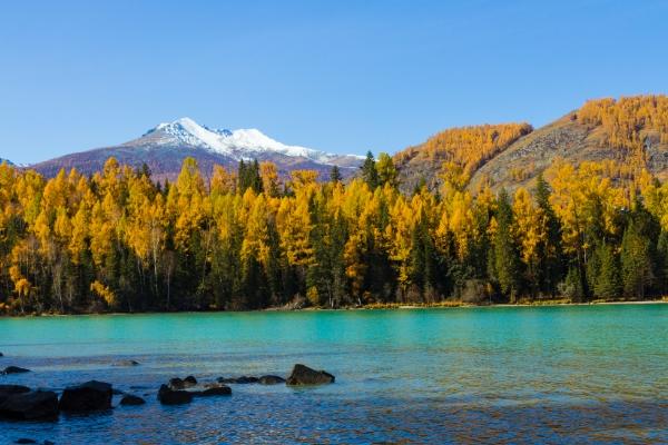 北疆秋季旅游景点有哪些