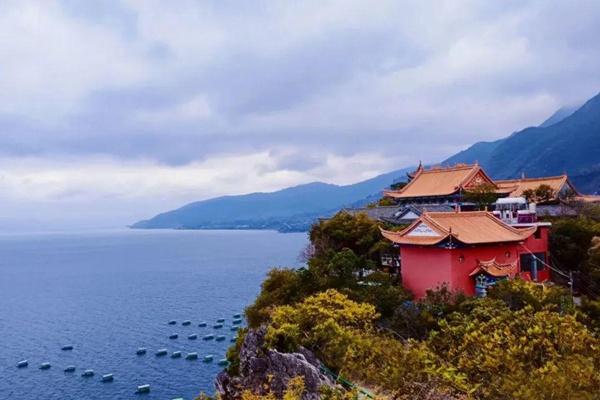 抚仙湖(抚仙湖水下古城)